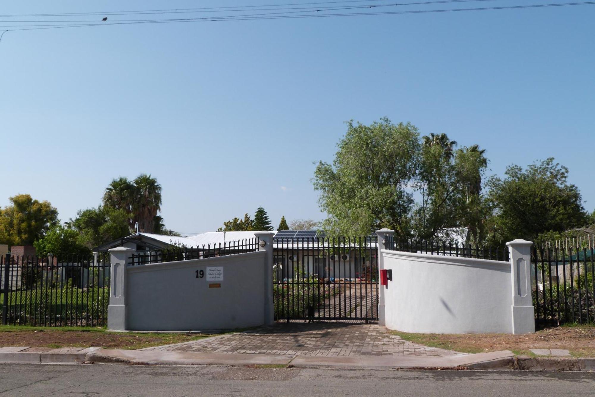 Hannah'S Haven Studio Deluxe - No Loadshedding Διαμέρισμα Beaufort West Εξωτερικό φωτογραφία